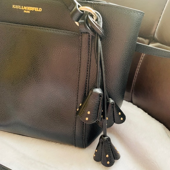 Cross over body bag - Picture 2 of 6